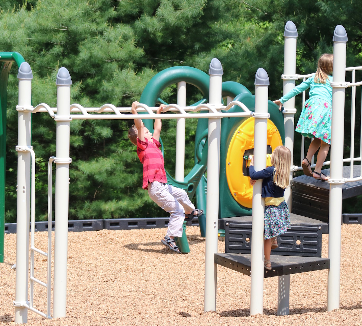 monkey-bars-on-a-playground-fall-height-and-playground-safety